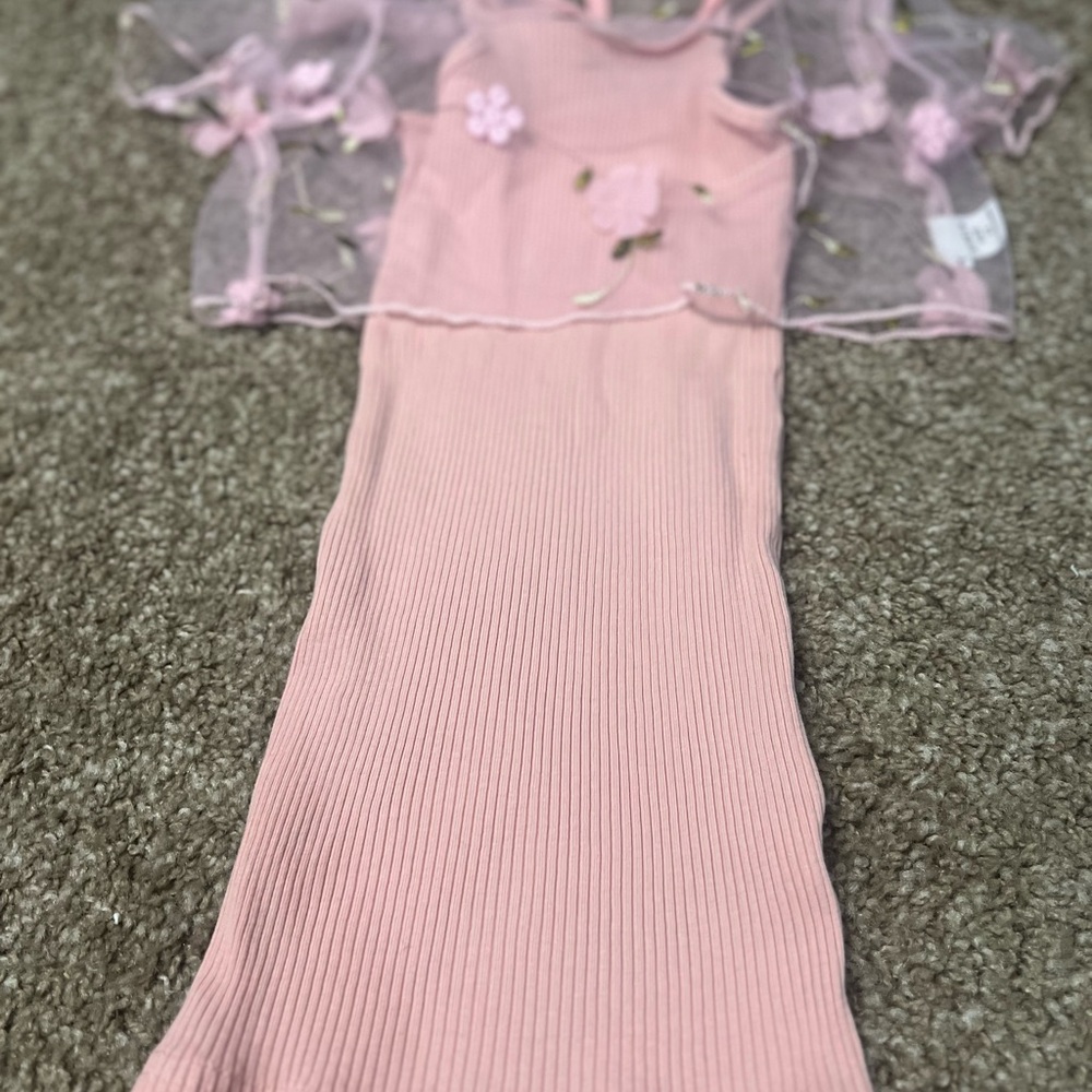 🌻Pink Dress with Sheer Floral Overlay🌻